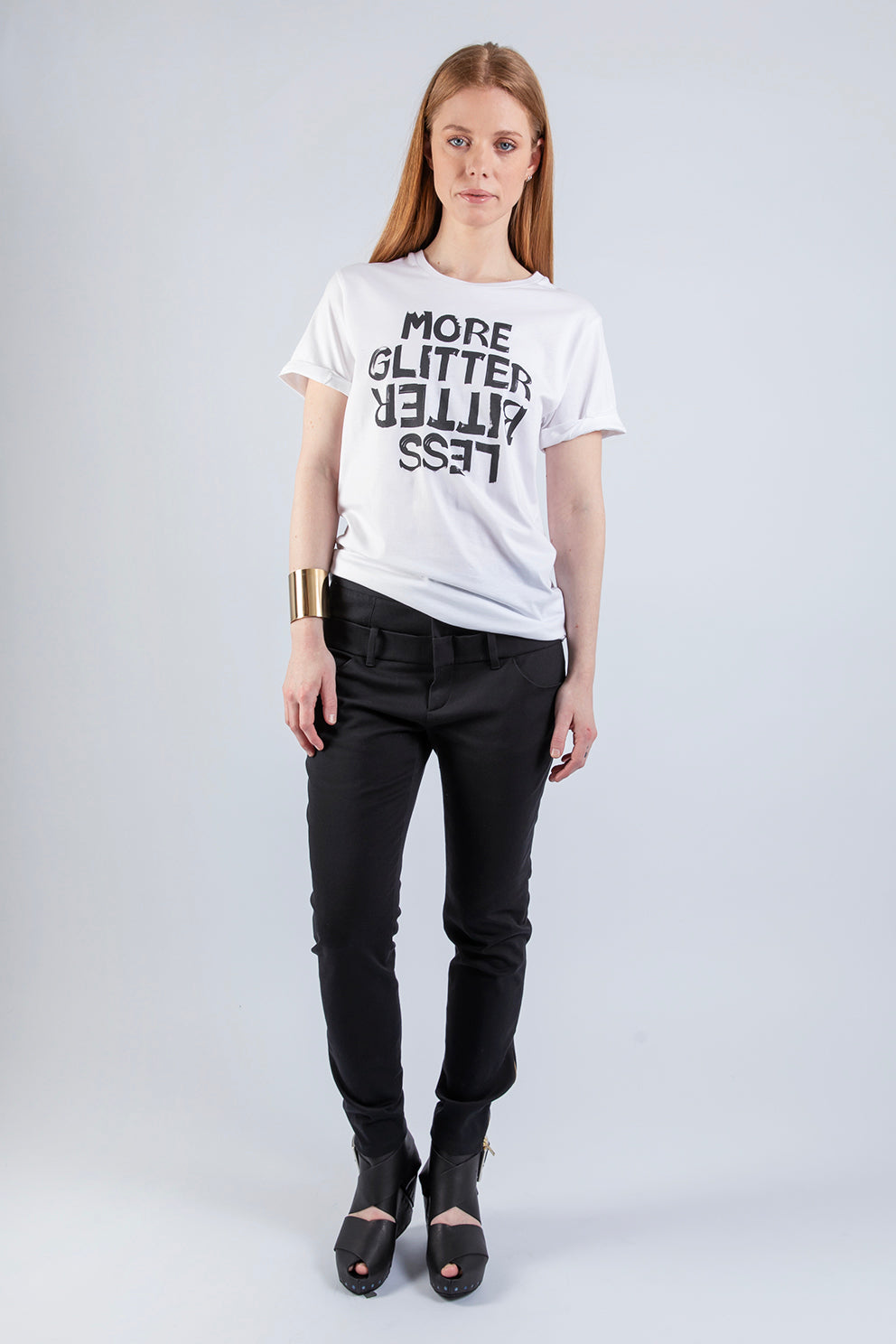 MORE GLITTER LESS BITTER - ステートメントTシャツ