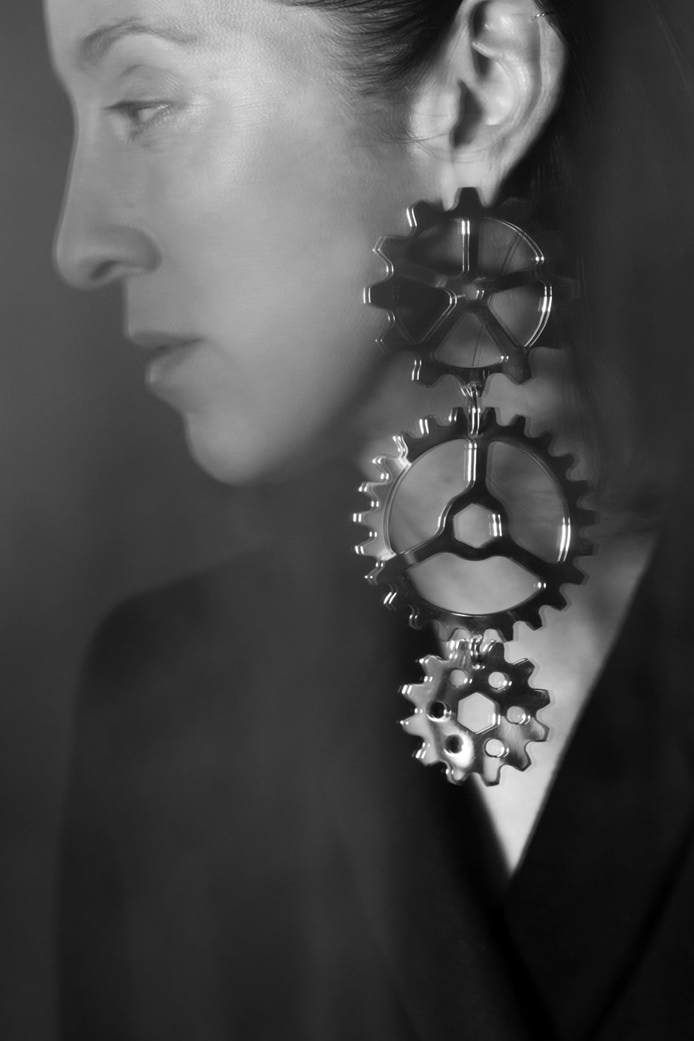 GEARWHEEL - Giant Single Silver Earring