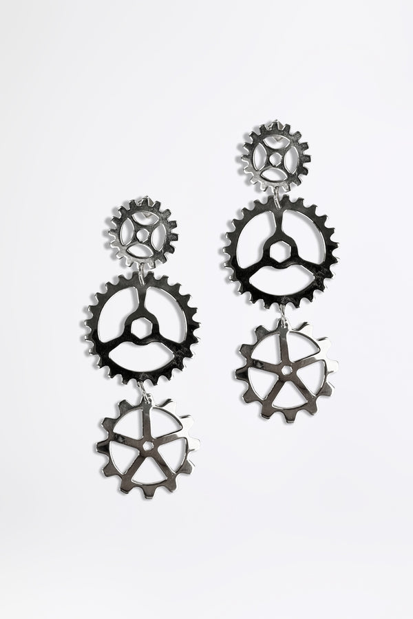 GEARWHEEL - トリプルシルバーピアス