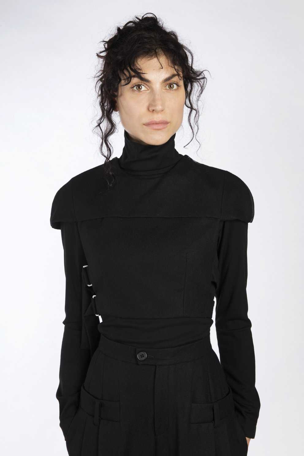 PROTECTOR - Shoulder Piece | esther perbandt
