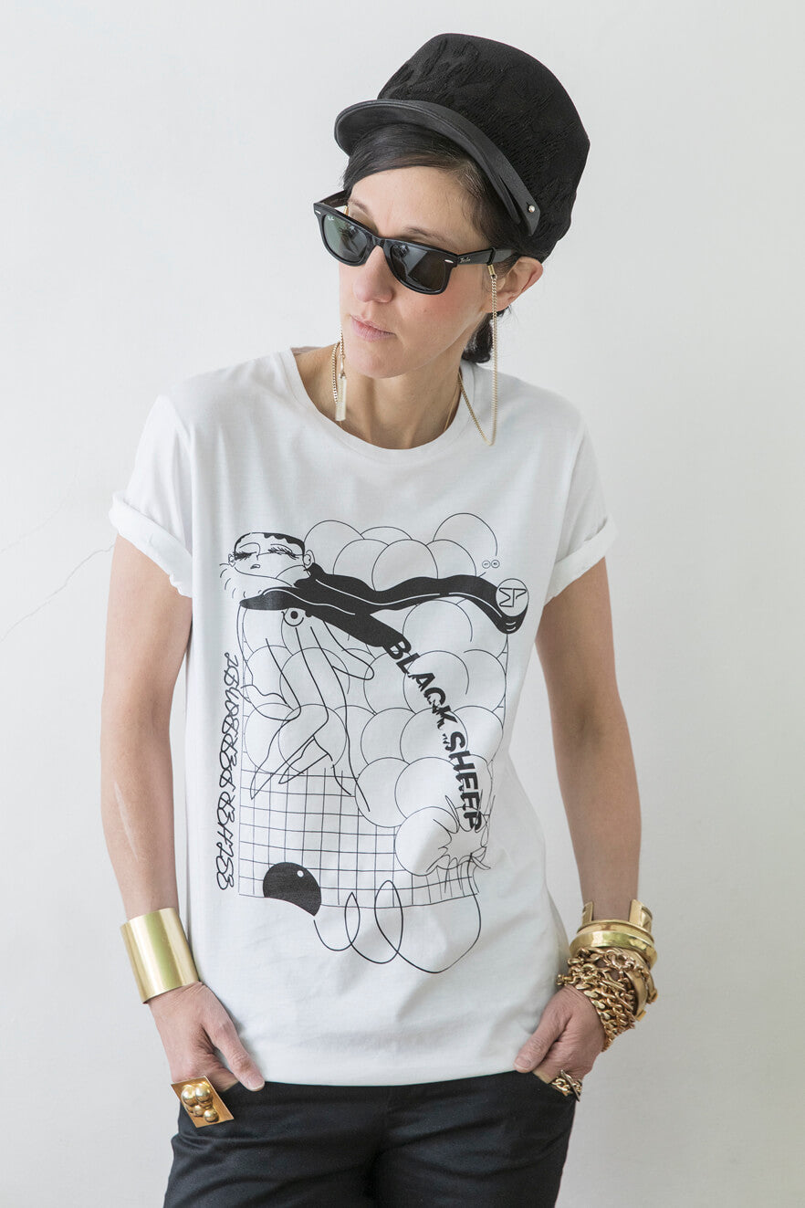 BLACK SHEEP - ステートメントTシャツ