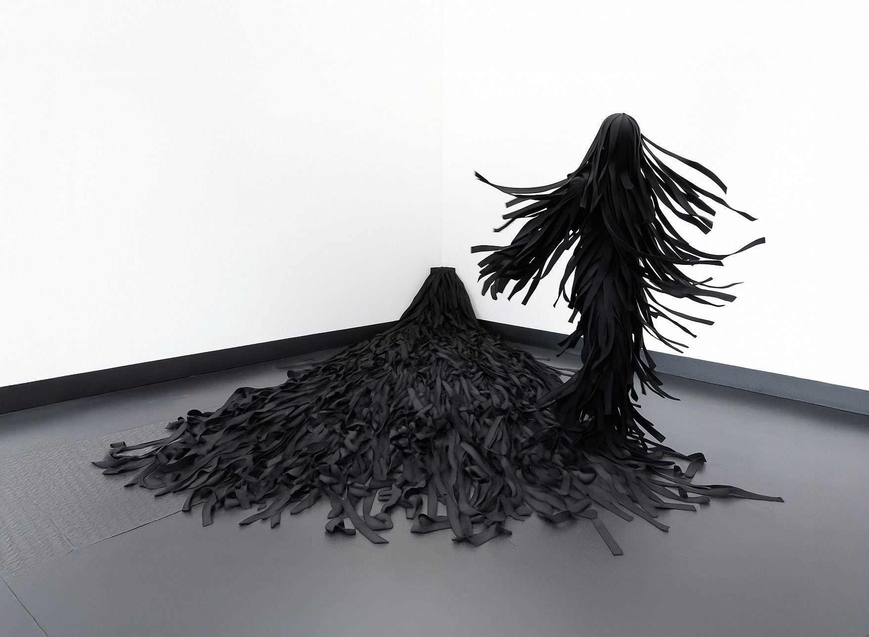 4-DAY PERFORMANCE “ORDER / DISORDER”