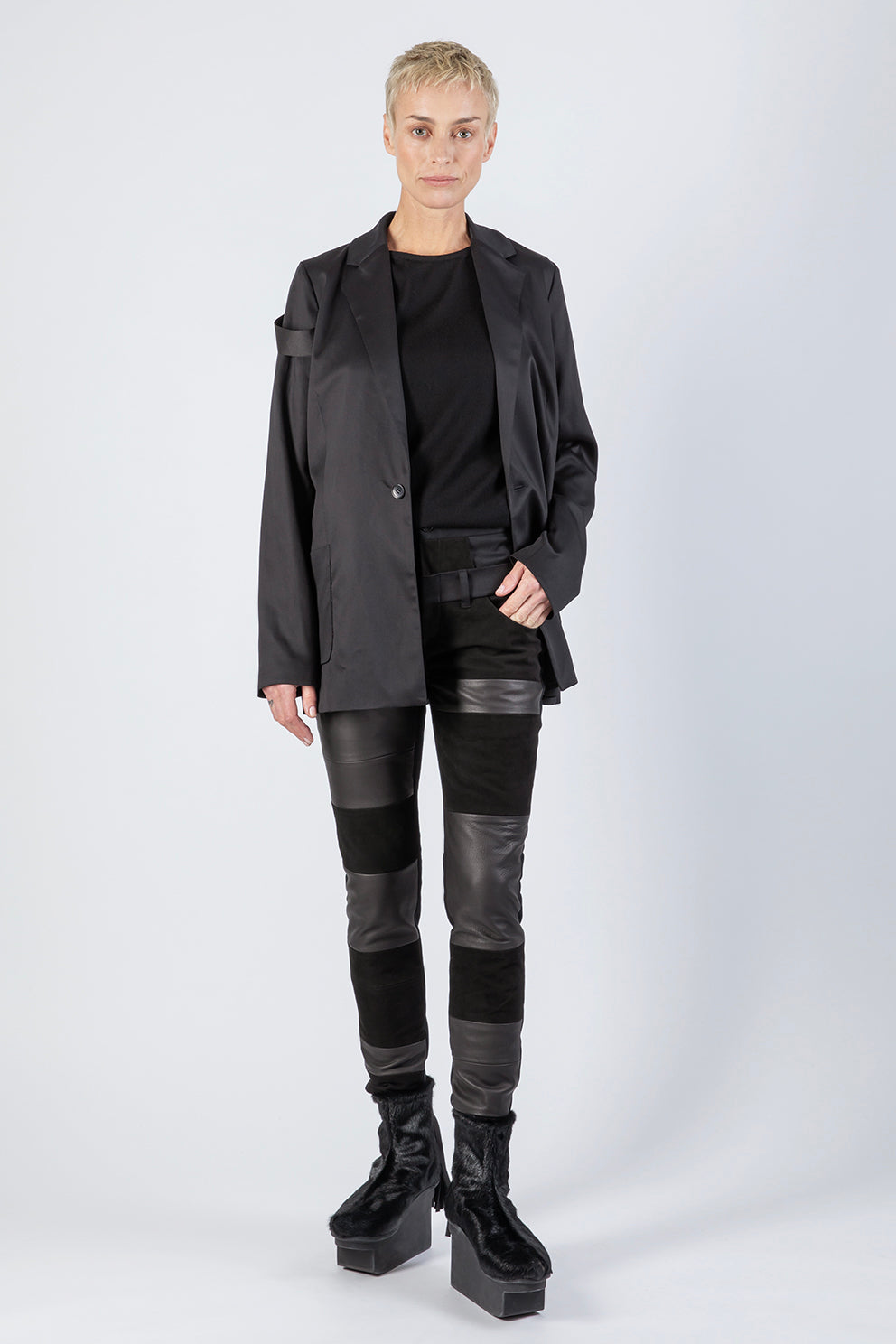 SKINNY NORRIS LEATHER - Pants - Women