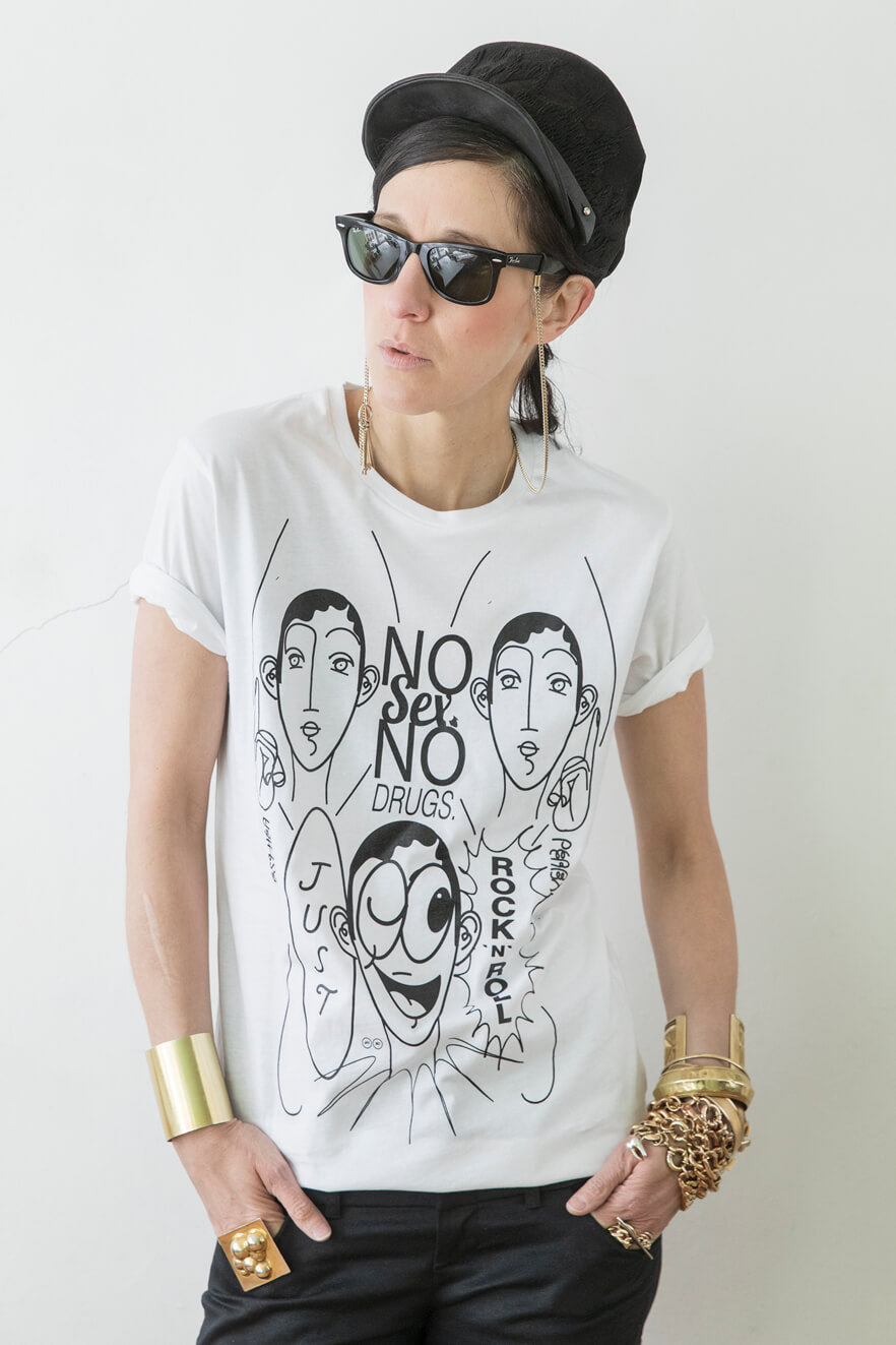 NO SEX, NO DRUGS, JUST ROCK’N ROLL - Statement T-Shirt